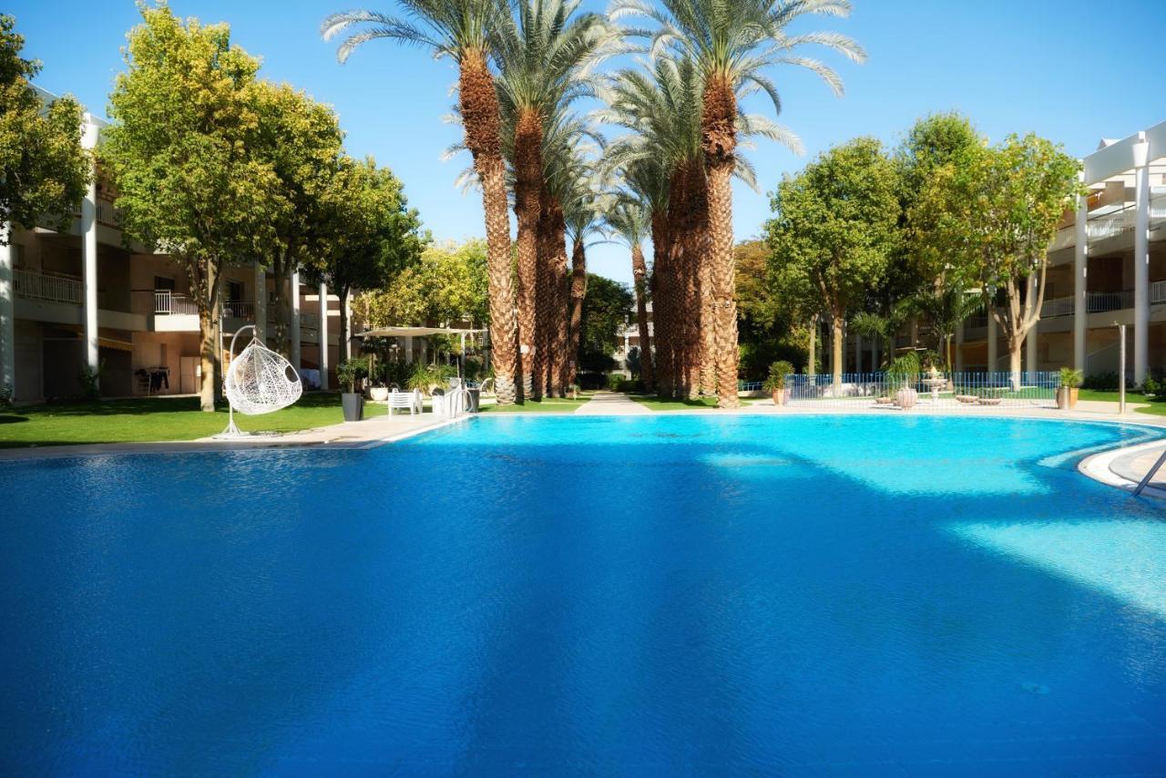 Garden & Pool אילת